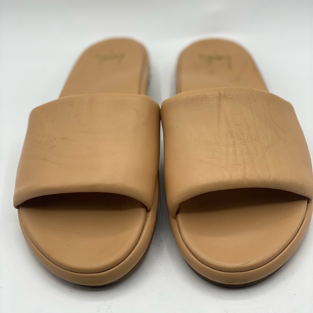 Beek Puffbird Slide Sandal - Picture 2 of 8
